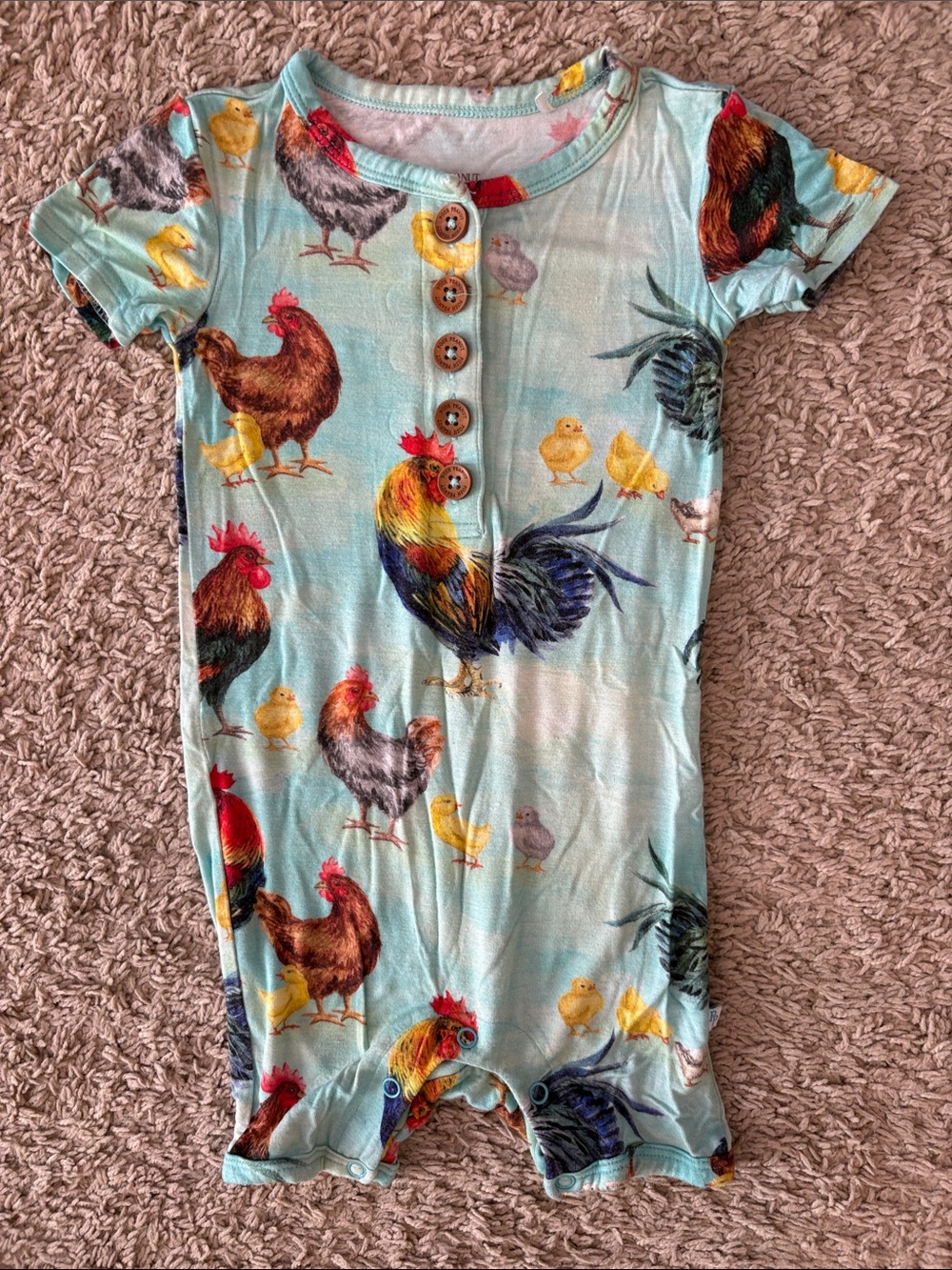 Posh Peanut Bamboo Short-Sleeve Romper in Rooster. Size 9-12 mos. EUC.